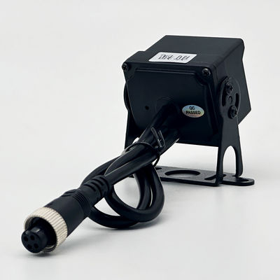 Камера заднего вида для автомобилей с разрешением Full HD, ночным видением и водонепроницаемой конструкцией